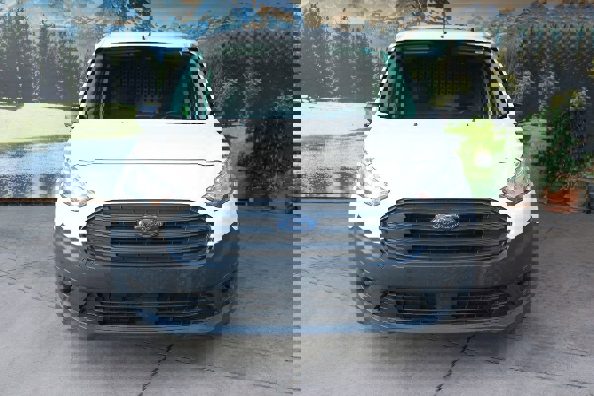 Used 2020 Ford Transit Connect XL image 2