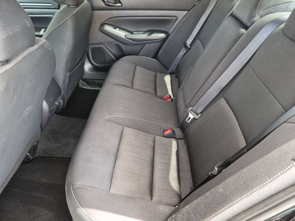 Certified 2025 Nissan Altima 2.5 SV FWD image 34