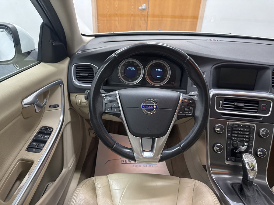 Used 2013 Volvo S60 T5 AWD/4WD image 8
