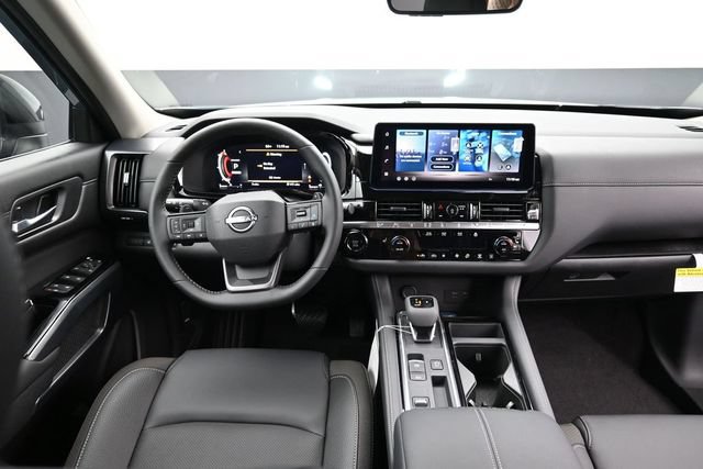 New 2026 Nissan Pathfinder SL w/ Cargo Package FWD image 10