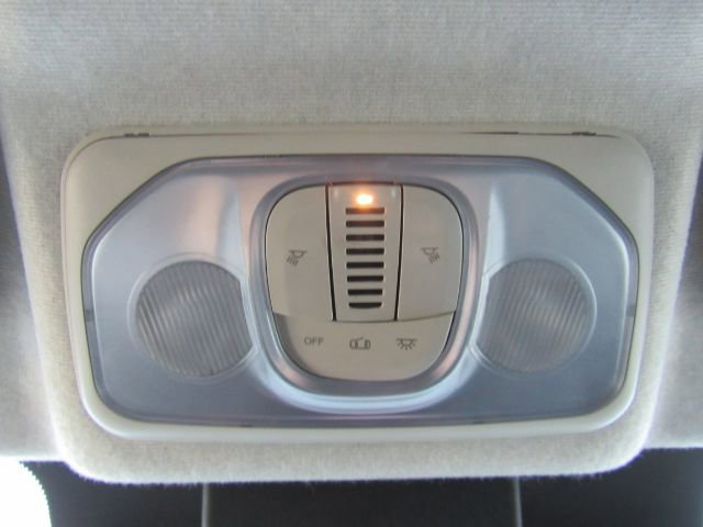 Used 2025 RAM ProMaster 2500 w/ Convenience Group image 38