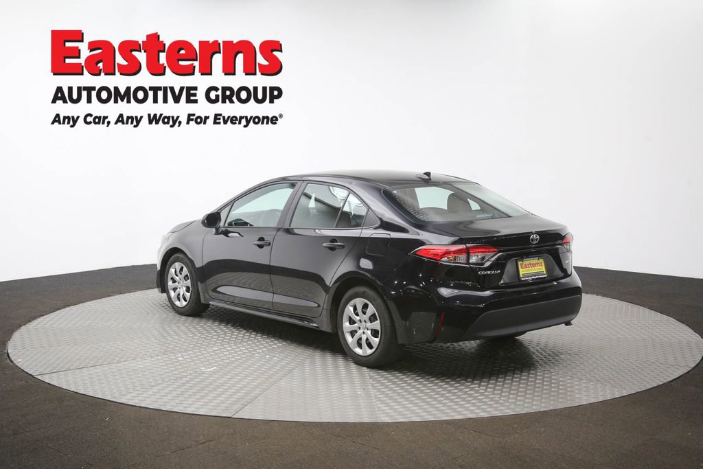 Used 2025 Toyota Corolla LE image 64