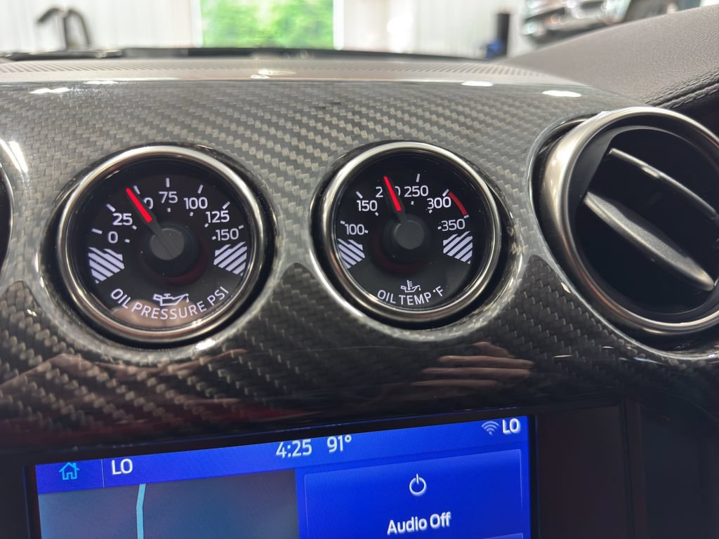 Used 2020 Ford Mustang Shelby GT500 w/ Carbon Fiber Track Pack RWD image 37