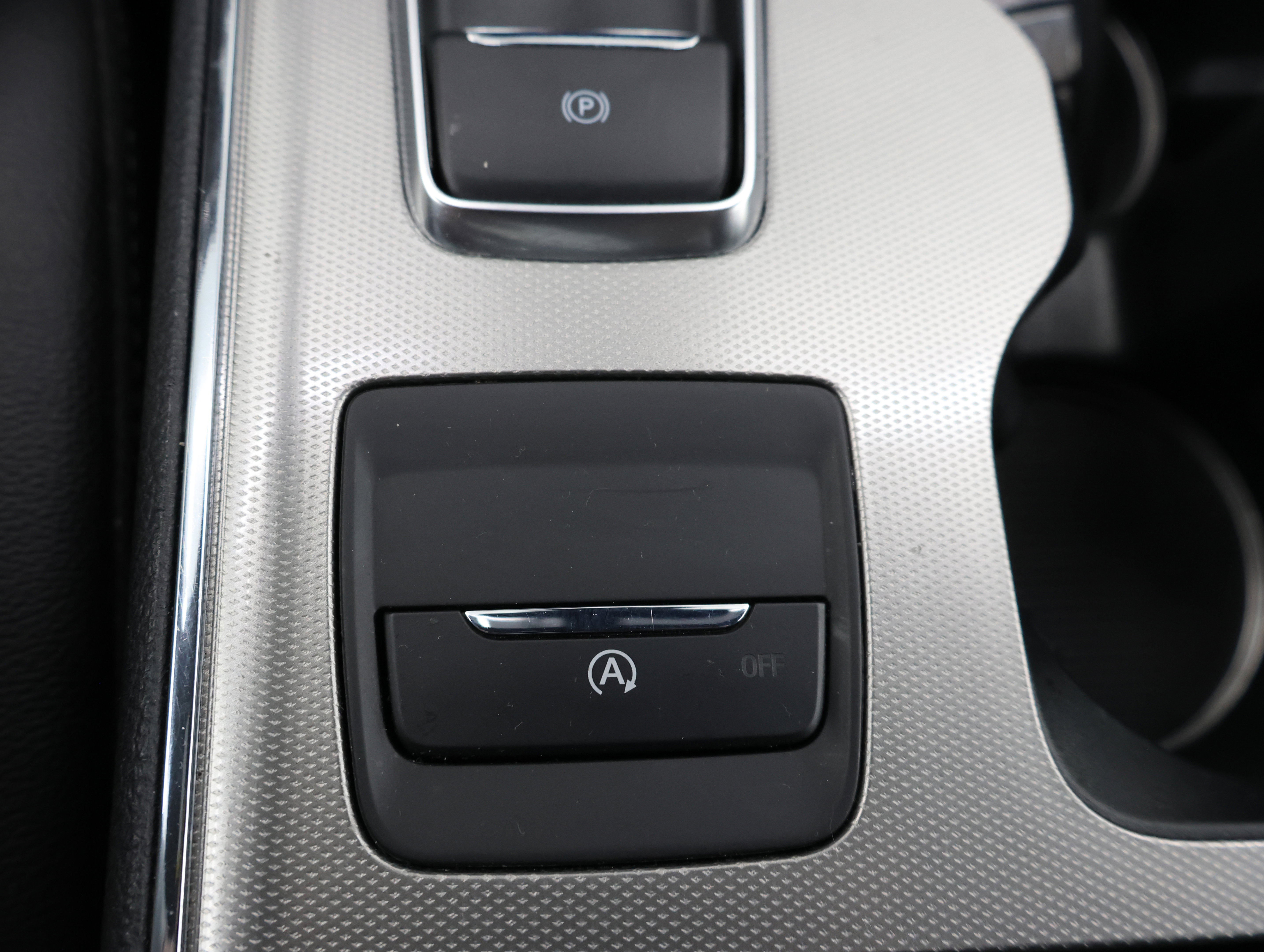 Used 2023 Ford Edge ST image 47