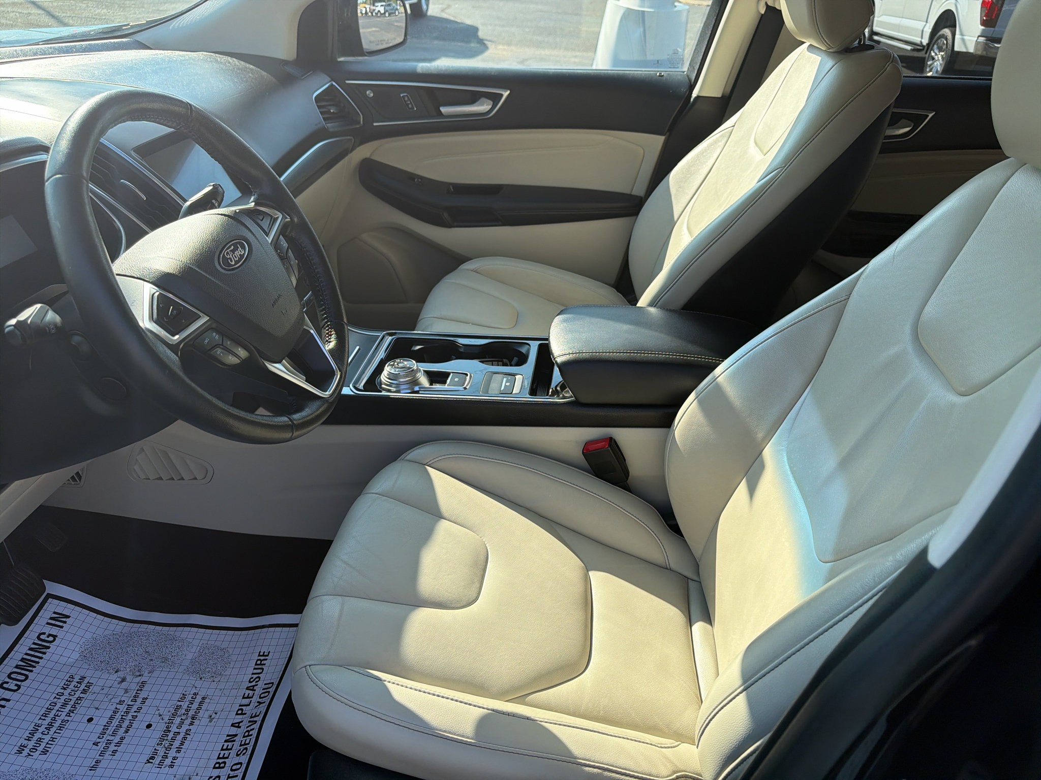 Used 2019 Ford Edge Titanium FWD image 8