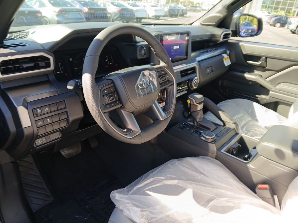 New 2025 Toyota Tacoma SR5 image 5