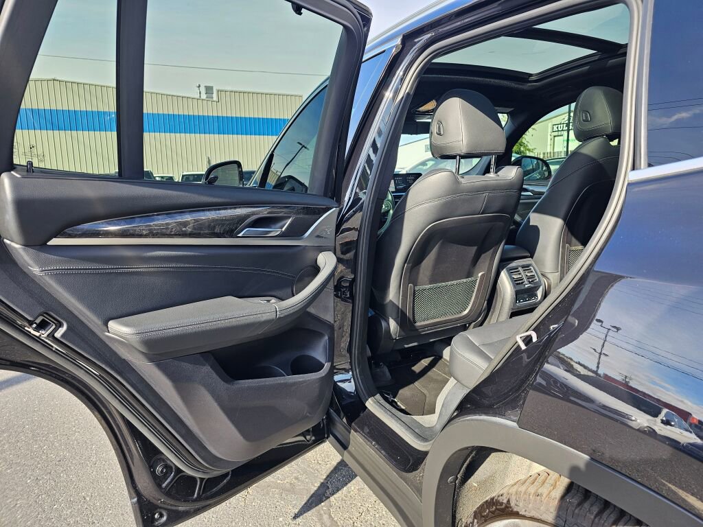 Used 2019 BMW X3 xDrive30i image 16