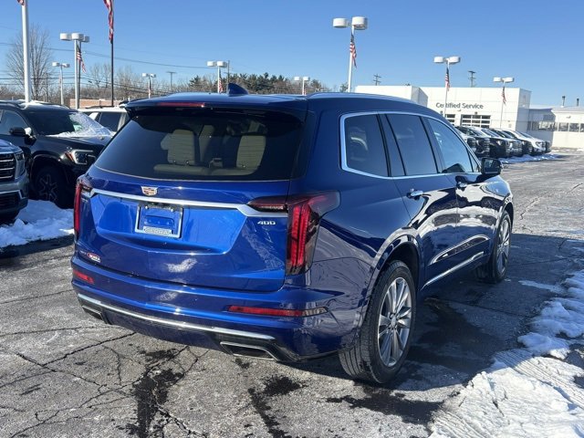 Used 2023 Cadillac XT6 Premium Luxury image 5