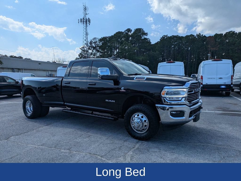 Used 2024 RAM 3500 Laramie AWD/4WD image 2