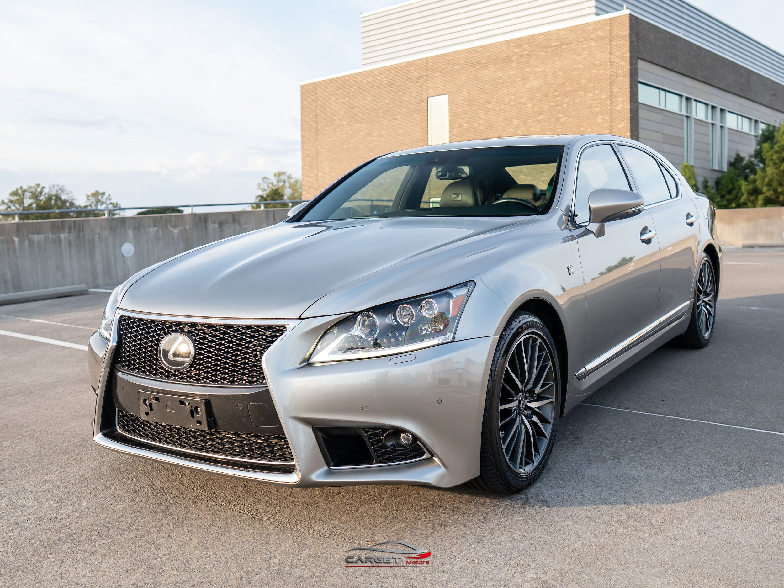 Used 2017 Lexus LS 460 F Sport RWD image 3