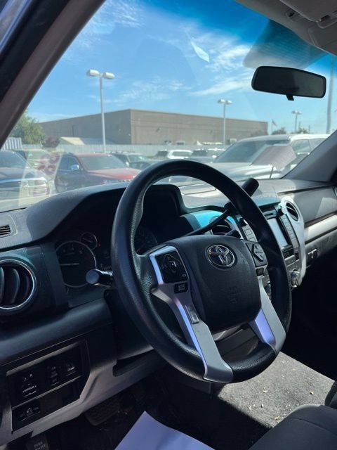 Used 2017 Toyota Tundra SR5 RWD image 6