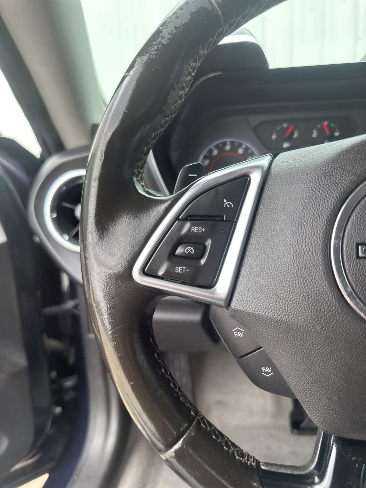 Used 2016 Chevrolet Camaro LT image 15