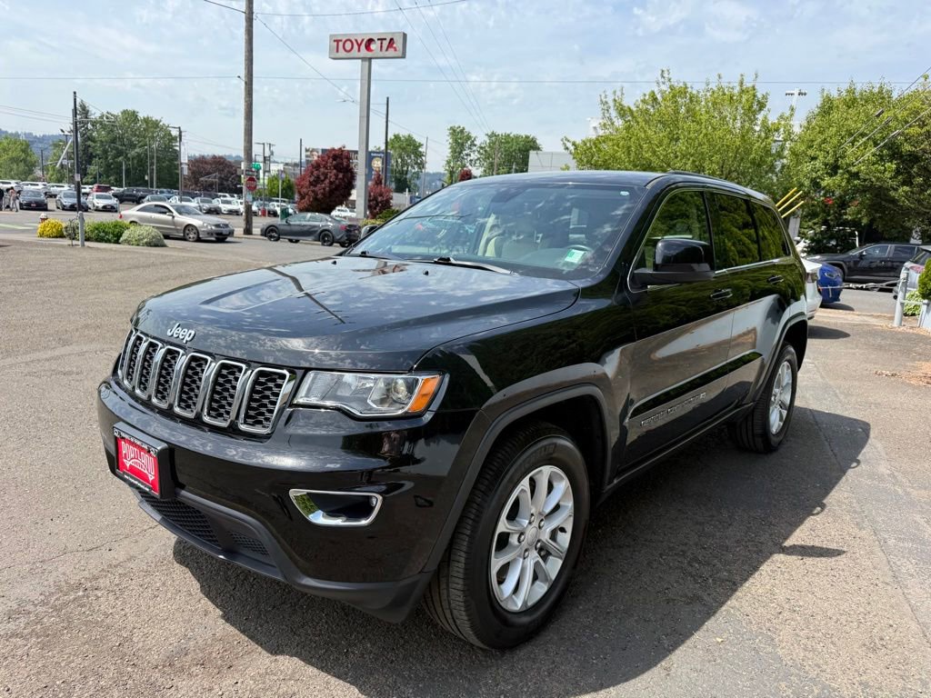 Used 2022 Jeep Grand Cherokee Laredo E AWD/4WD image 4