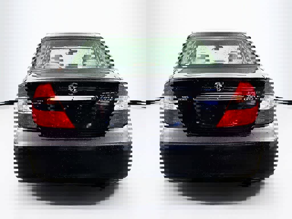 Used 2003 Toyota Camry LE image 5