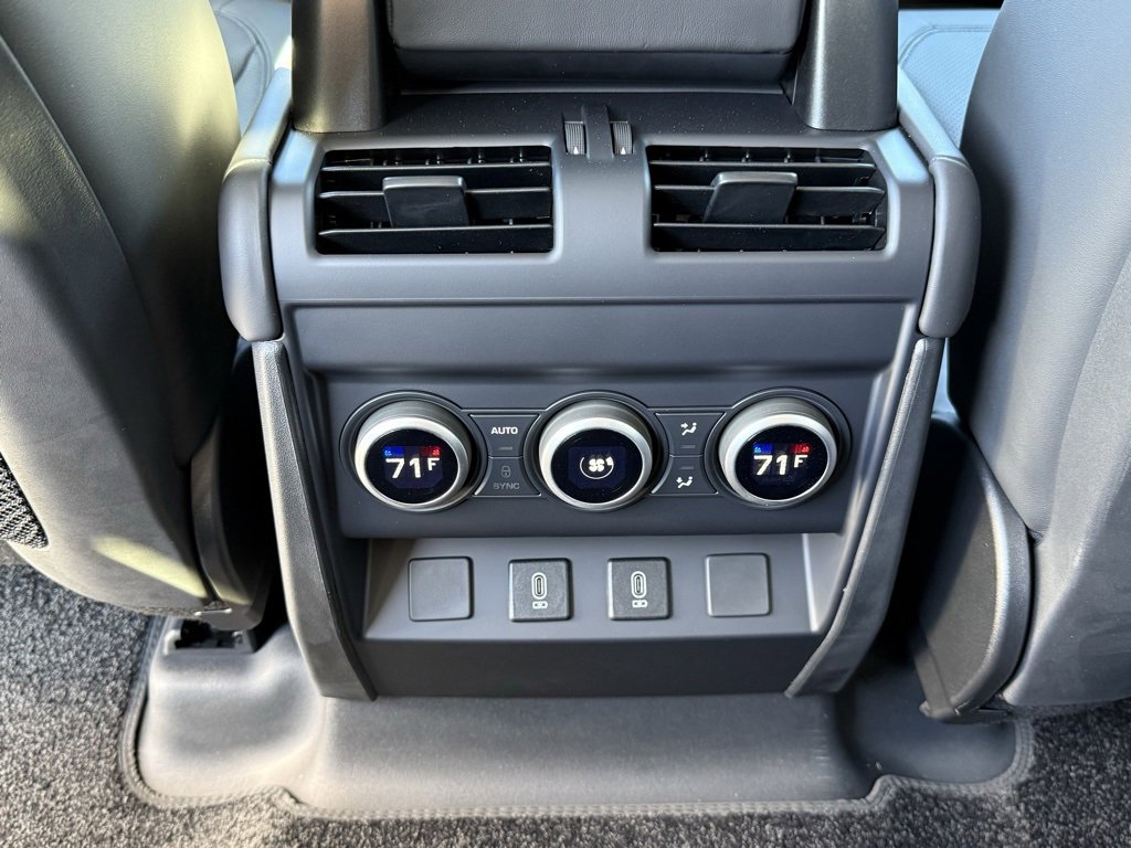 New 2026 Land Rover Defender 110 S image 34