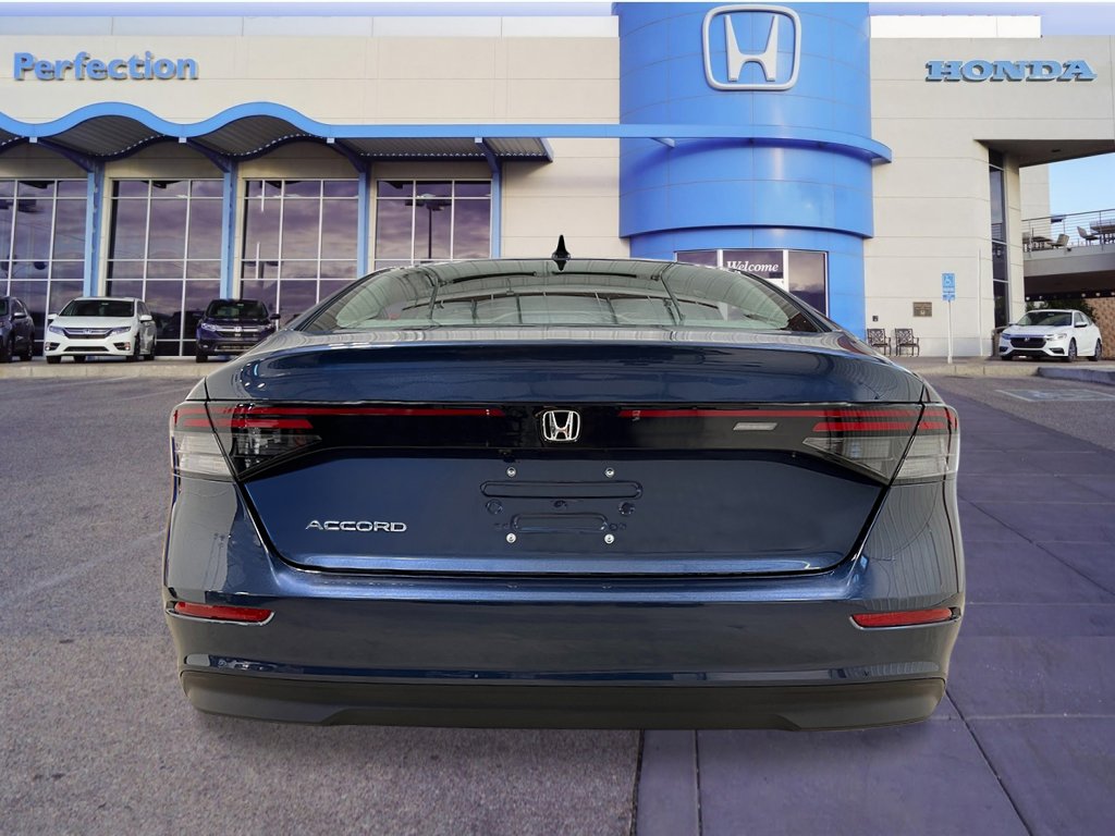 New 2025 Honda Accord SE image 4