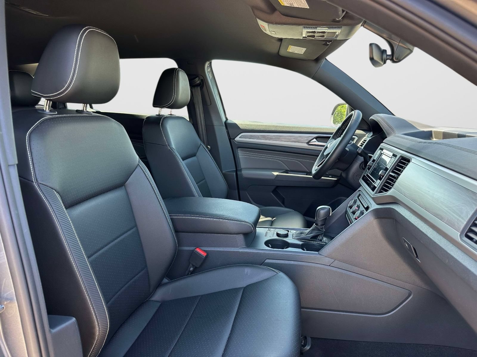 Certified 2023 Volkswagen Atlas Cross Sport SE AWD/4WD image 10