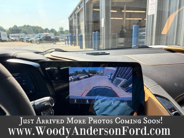 Used 2020 Chevrolet Corvette Stingray Preferred Cpe w/ 2LT Preferred Equipment Group RWD image 12