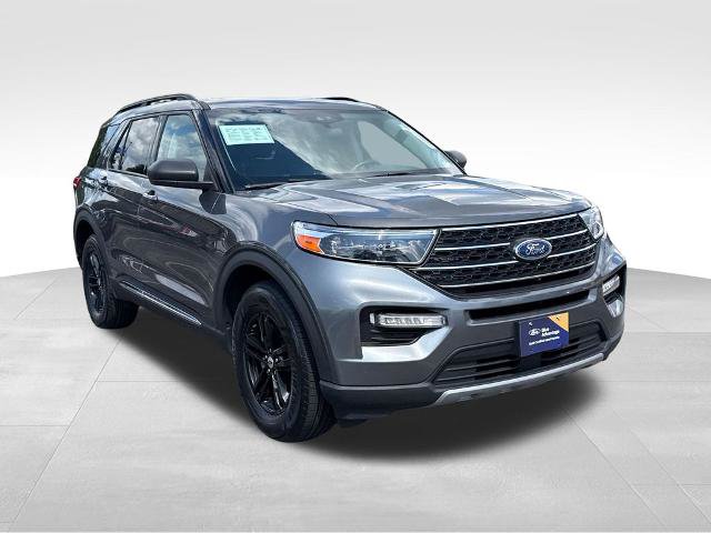 Certified 2023 Ford Explorer XLT w/ Equipment Group 202A AWD/4WD image 5