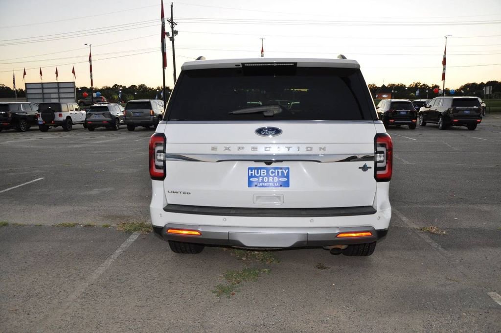 Used 2022 Ford Expedition Limited image 4