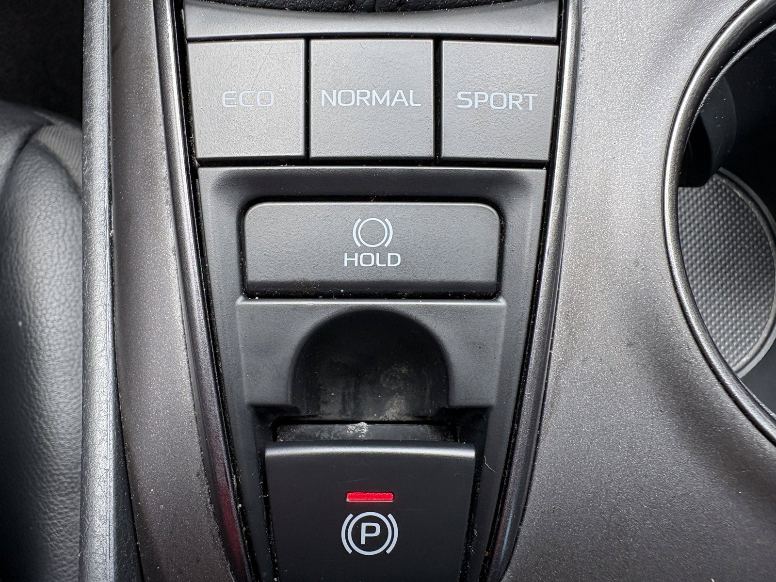 Used 2024 Toyota Camry XSE FWD image 25