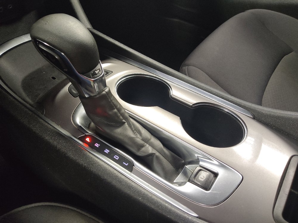 Used 2022 Chevrolet Malibu LT FWD image 26