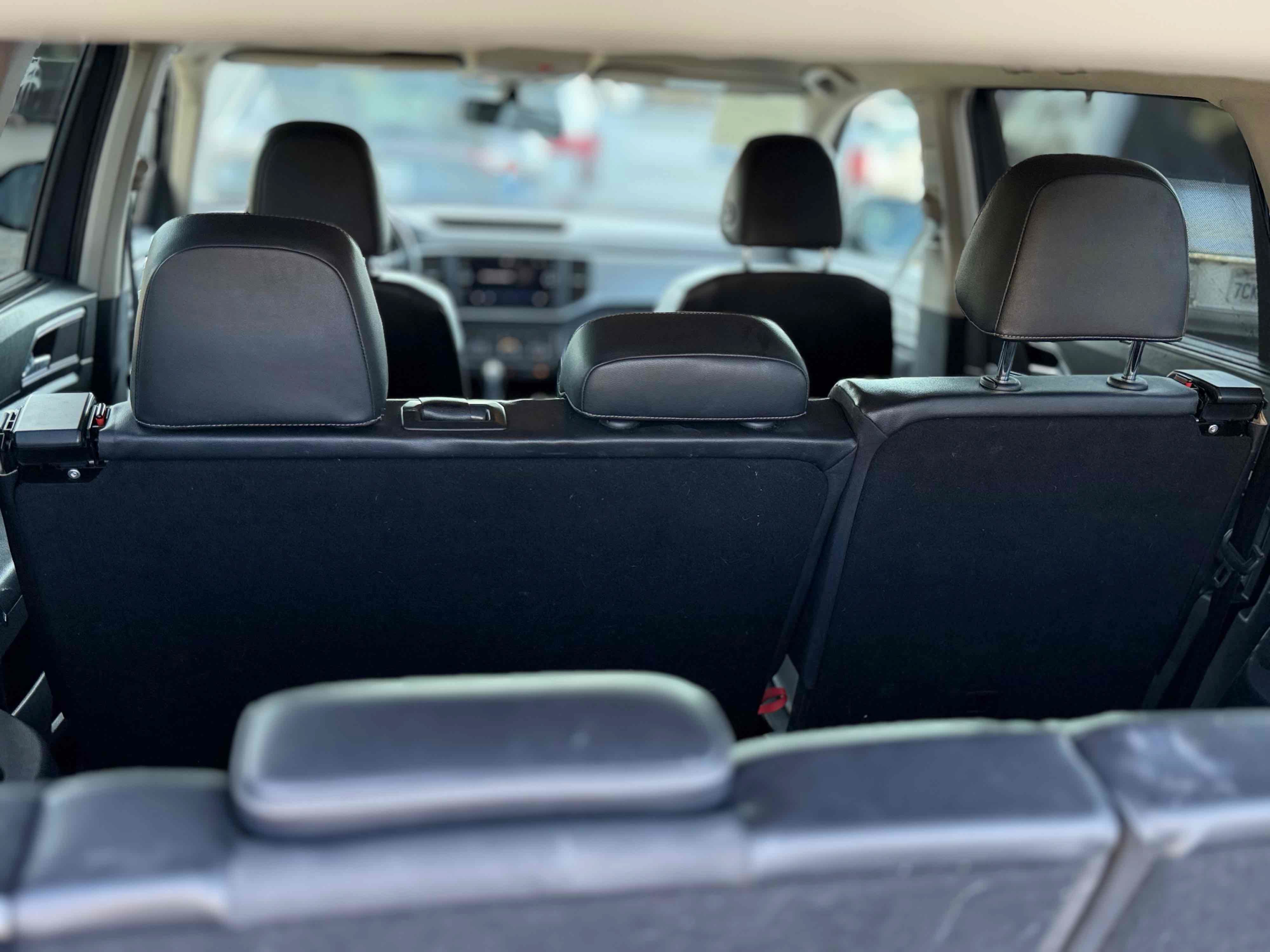 Used 2019 Volkswagen Atlas SE FWD image 23