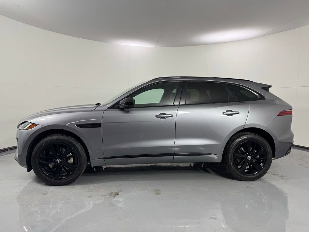 Used 2025 Jaguar F-PACE R-Dynamic S image 10