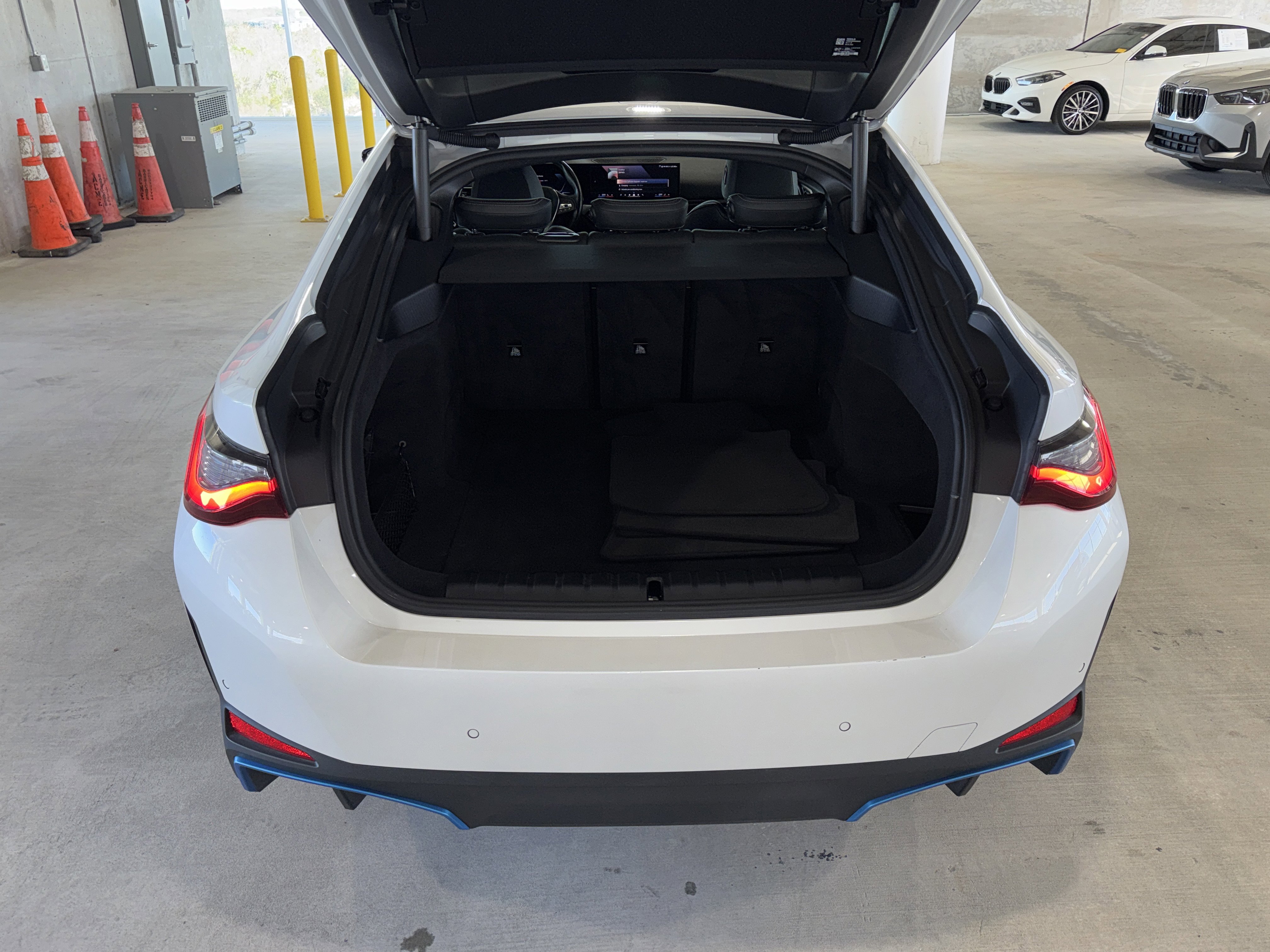 Certified 2024 BMW i4 xDrive40i image 13