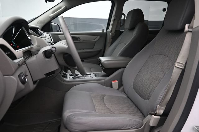 Used 2017 Chevrolet Traverse LS AWD/4WD image 10