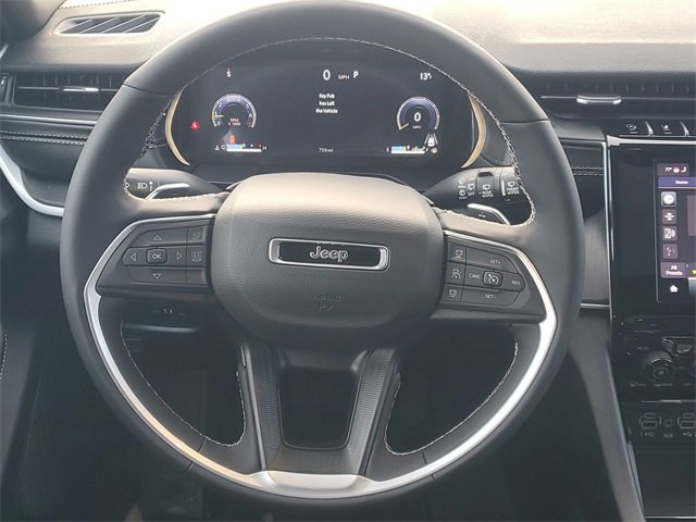 New 2025 Jeep Grand Cherokee Laredo X w/ Luxury Tech Group I image 14