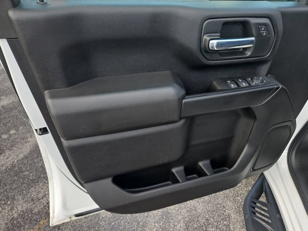 Used 2024 Chevrolet Silverado 2500 Custom w/ Custom Value Package AWD/4WD image 11