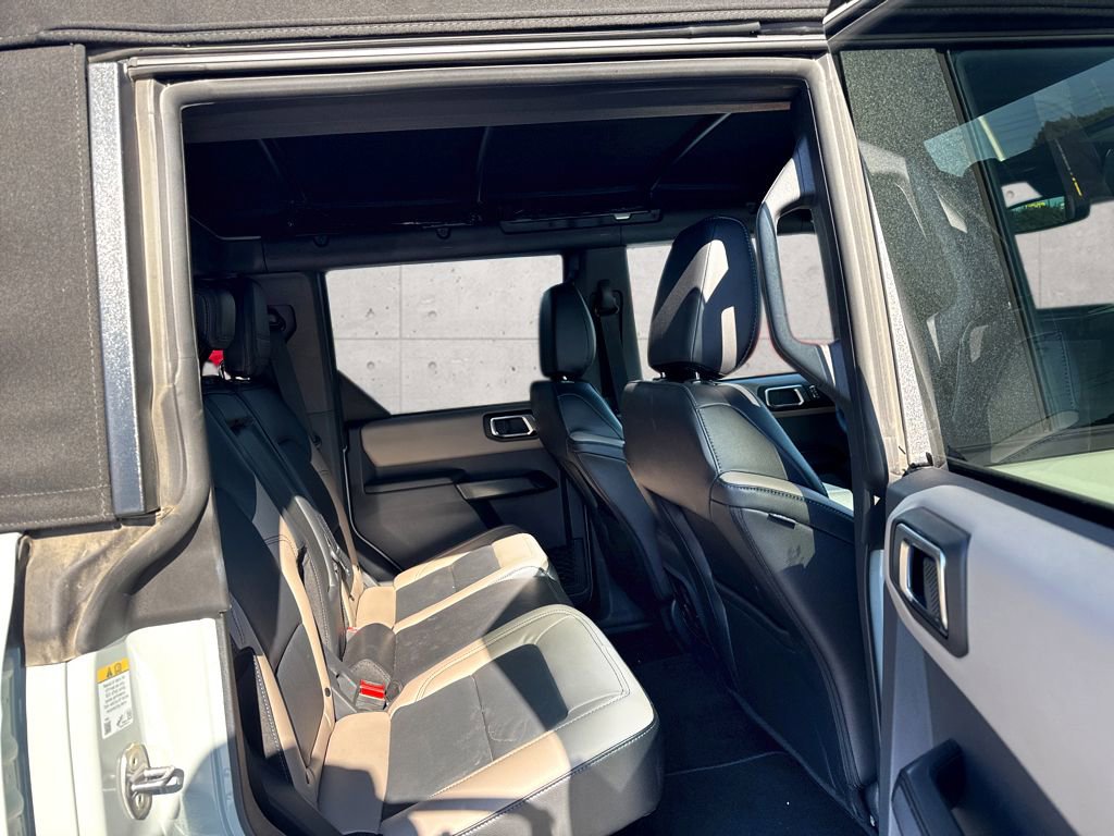 Used 2024 Ford Bronco Wildtrak image 8