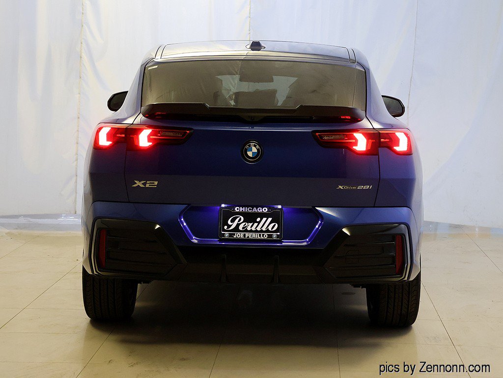 New 2026 BMW X2 xDrive28i w/ Technology Package AWD/4WD image 7