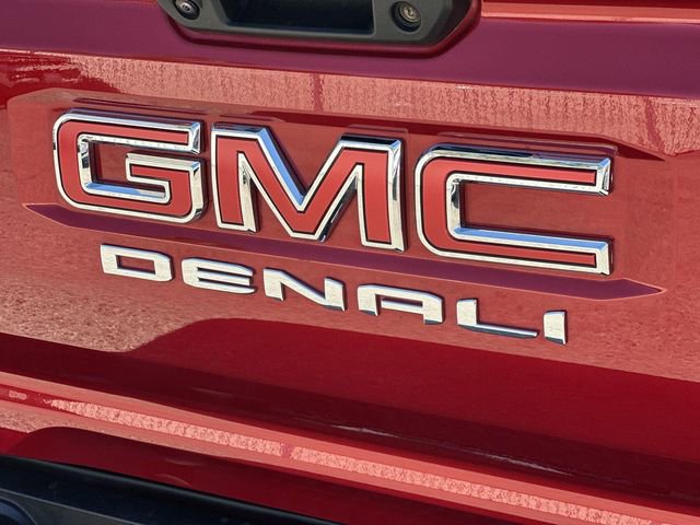 Used 2024 GMC Canyon Denali image 32