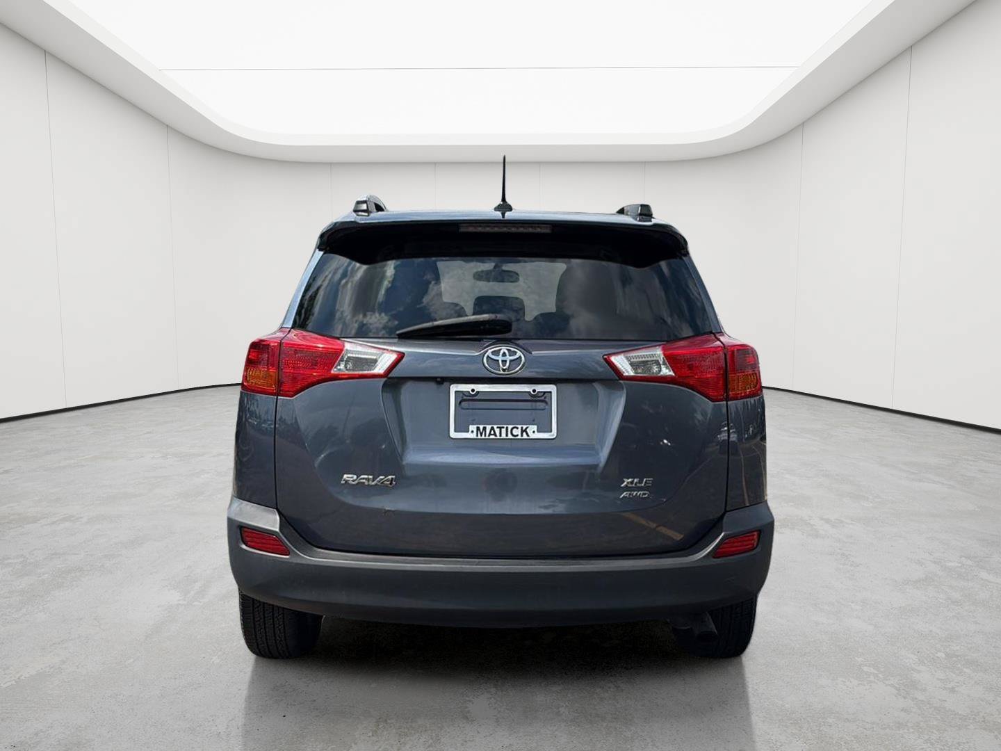 Used 2013 Toyota RAV4 XLE AWD/4WD image 7
