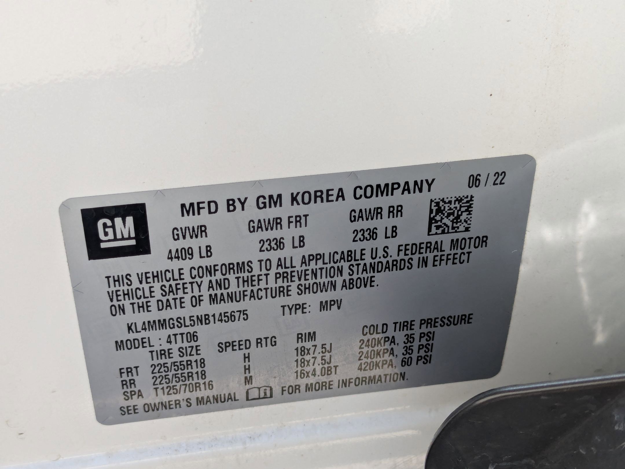 Used 2022 Buick Encore GX Essence w/ Experience Buick Package image 34