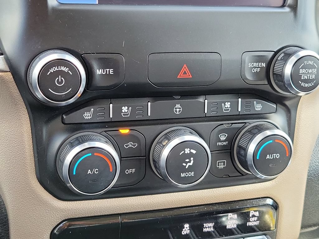 Used 2022 RAM 1500 Laramie AWD/4WD image 29