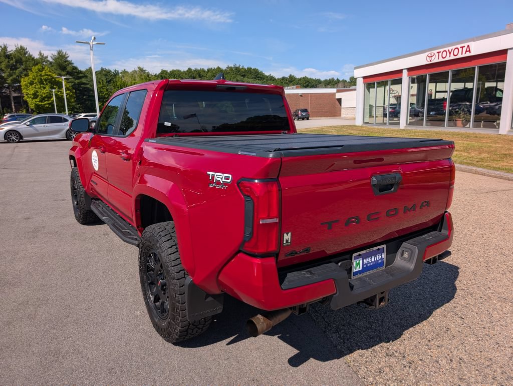 Used 2025 Toyota Tacoma TRD Sport AWD/4WD image 3