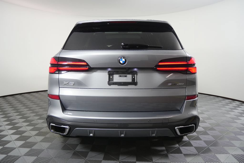 Certified 2026 BMW X5 sDrive40i w/ M Sport Package RWD image 4