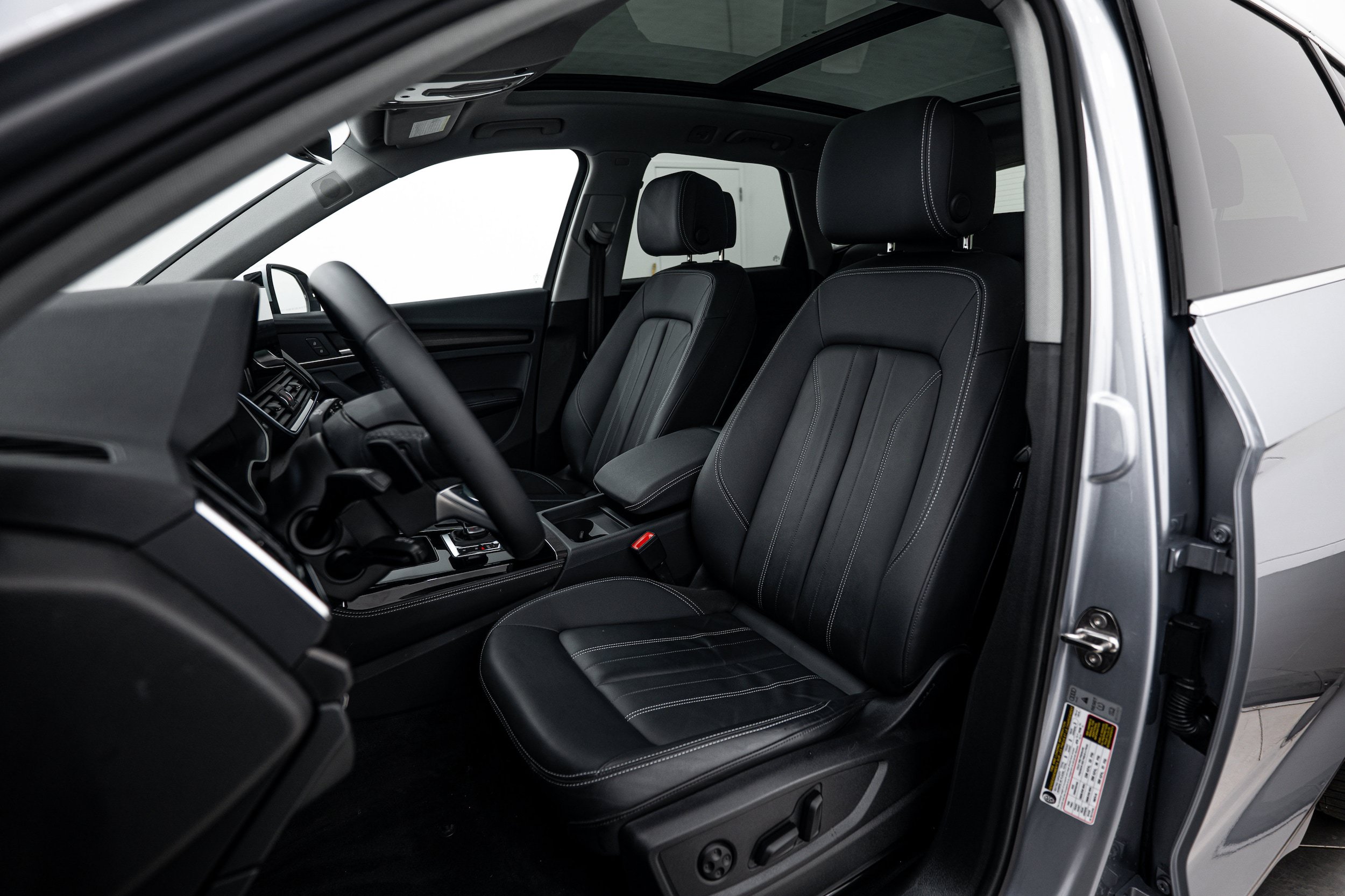 Certified 2023 Audi Q5 2.0T Premium Plus w/ Premium Plus Package AWD/4WD image 17