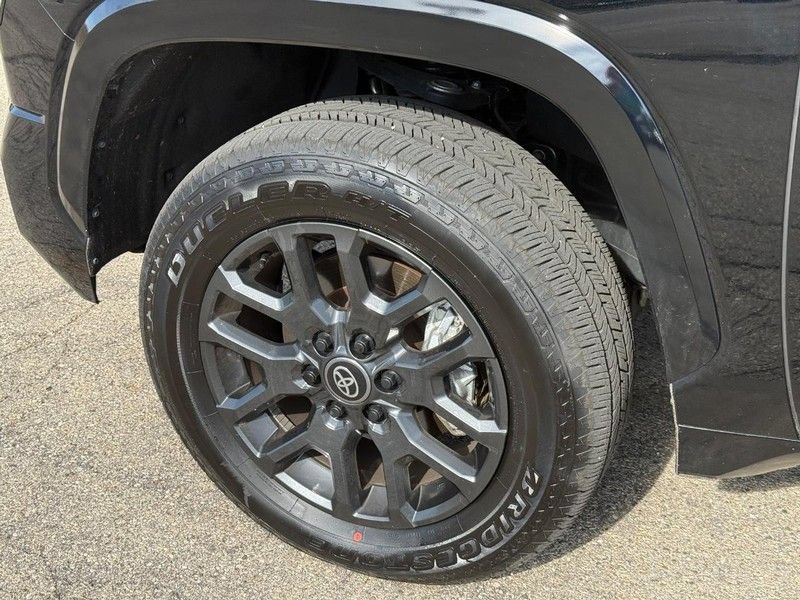 Used 2026 Toyota Tundra Platinum AWD/4WD image 10