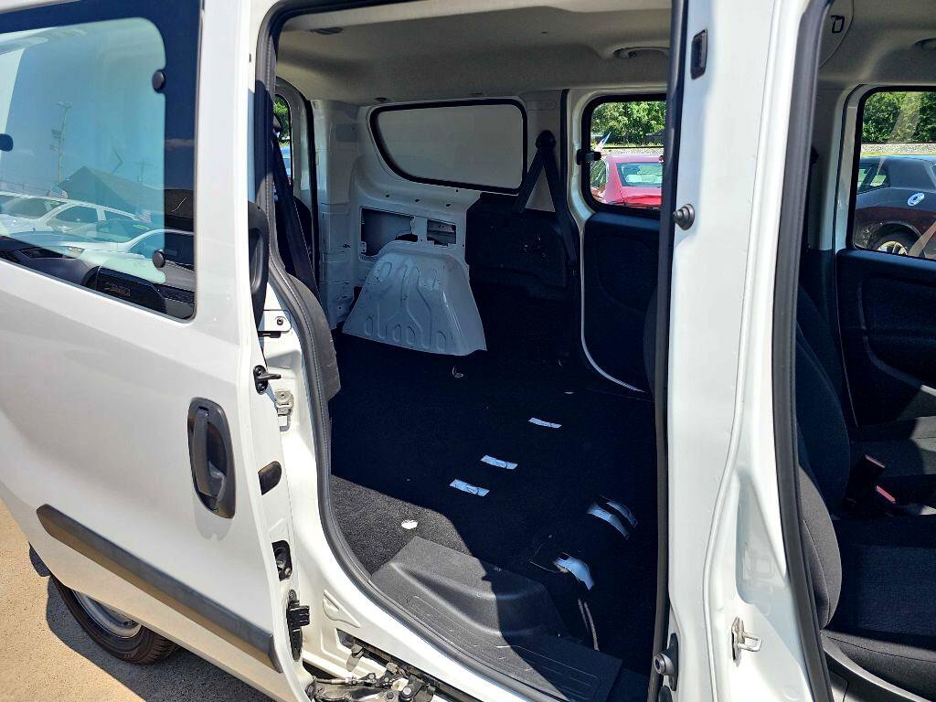 Used 2022 RAM ProMaster City Tradesman w/ Window Group 05 image 19