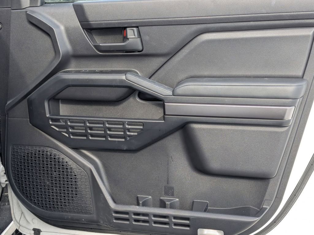 Used 2025 Toyota 4Runner SR5 image 34