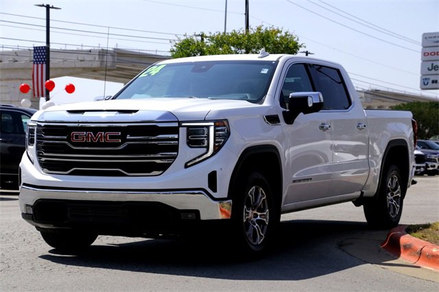 Used 2024 GMC Sierra 1500 SLT image 7
