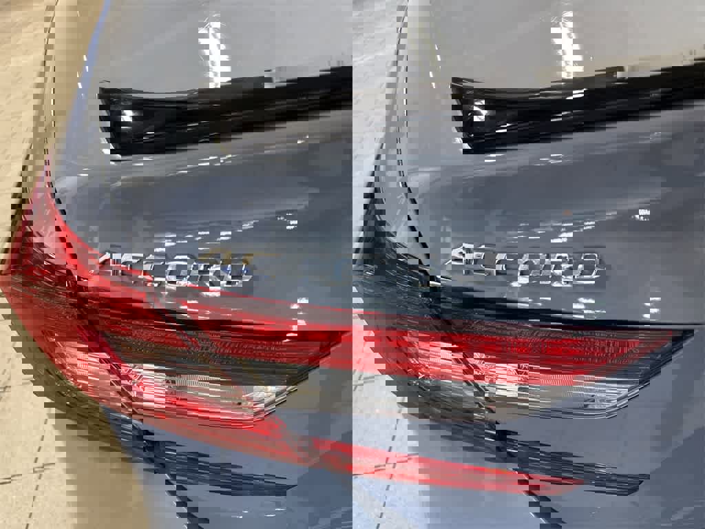 Used 2022 Honda Accord Sport image 25