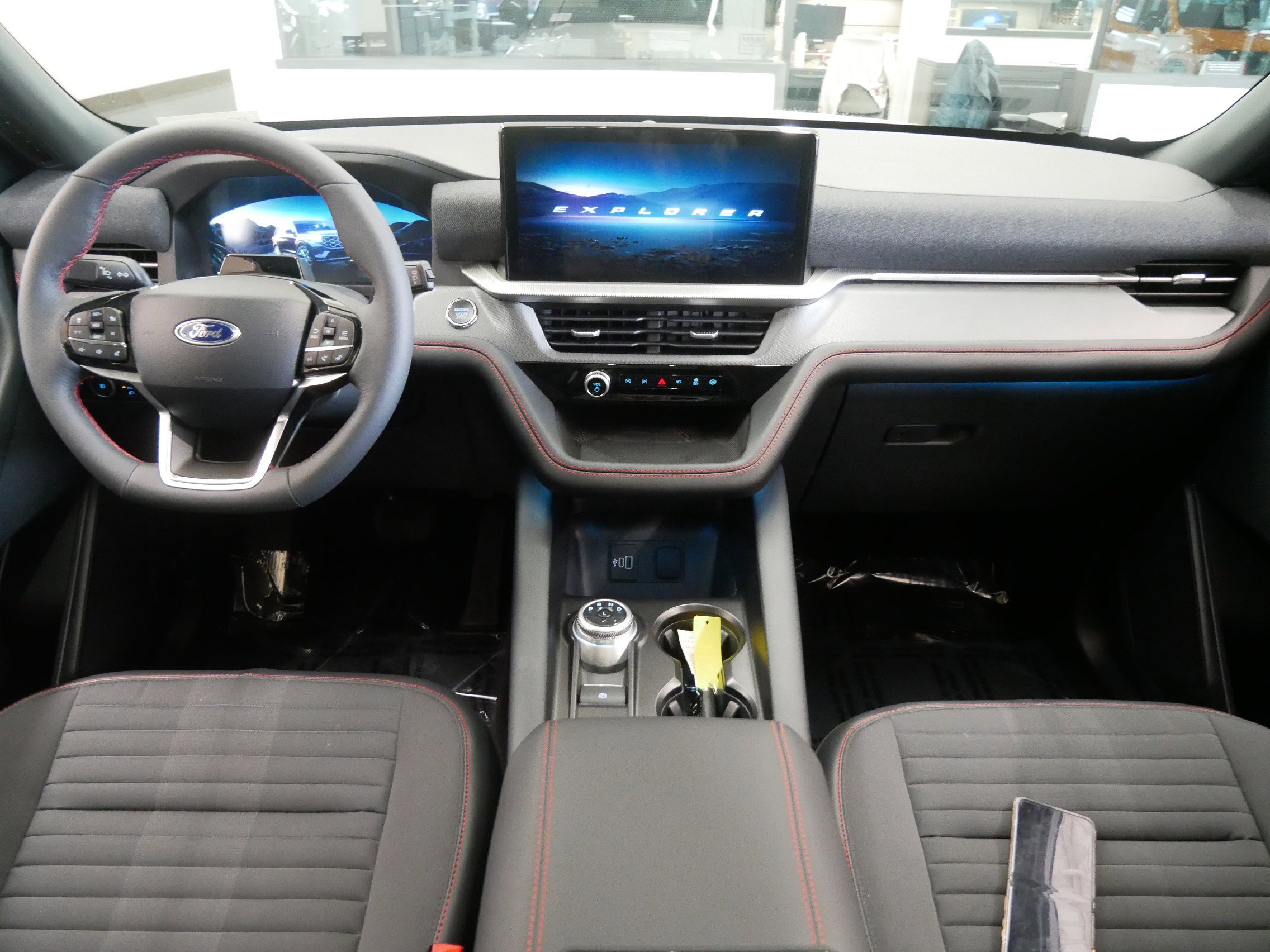 Used 2026 Ford Explorer ST-Line w/ ST-Line Street Pack image 10