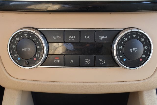 Used 2018 Mercedes-Benz GLE 350 w/ Premium 1 Package image 35