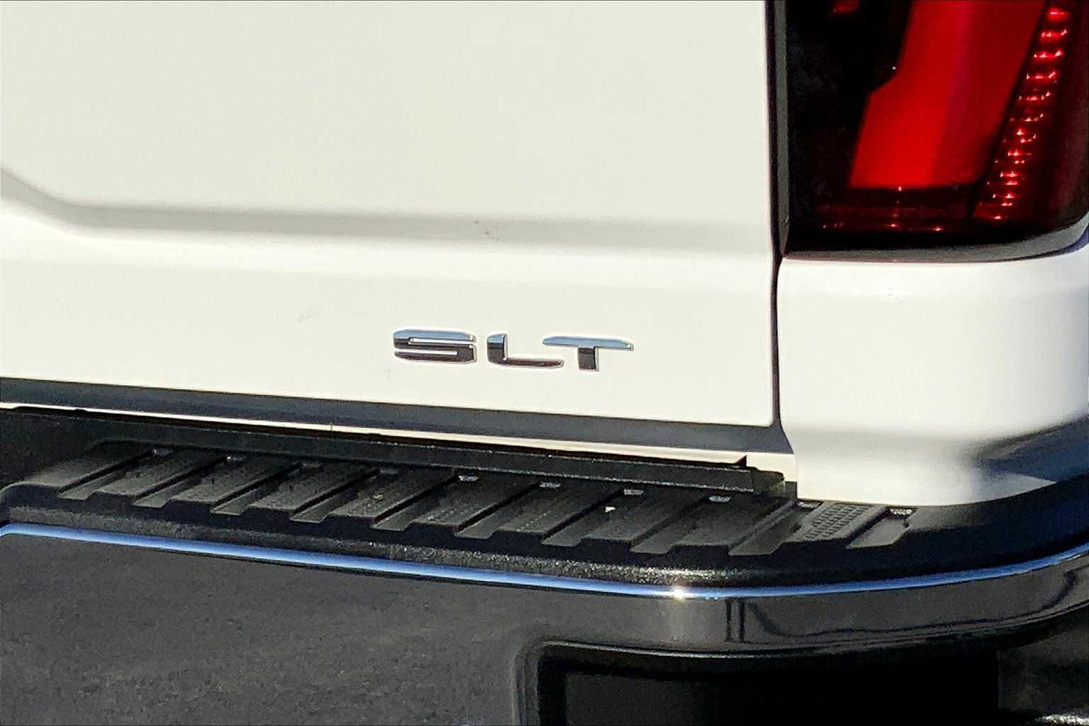 Used 2024 GMC Sierra 2500 SLT w/ SLT Premium Package image 51