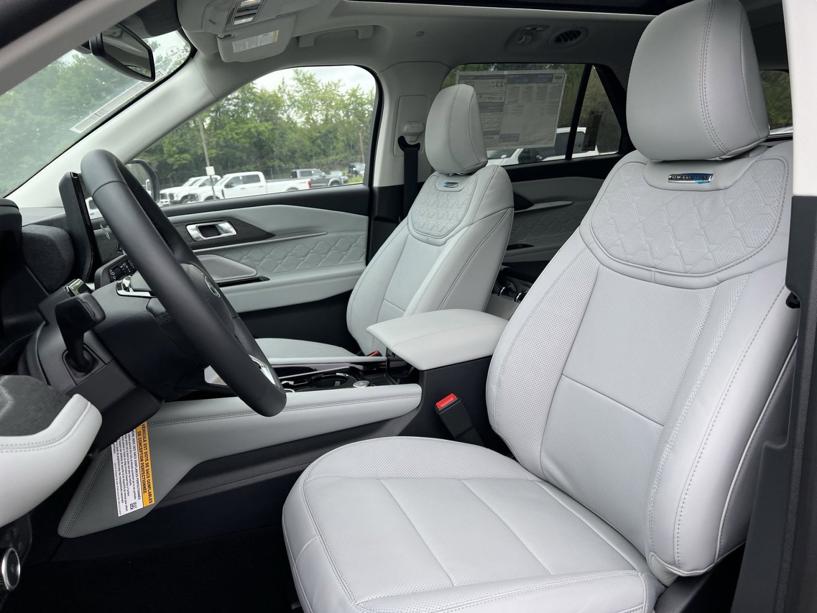 New 2026 Ford Explorer Platinum w/ LUX Leather Package AWD/4WD image 13